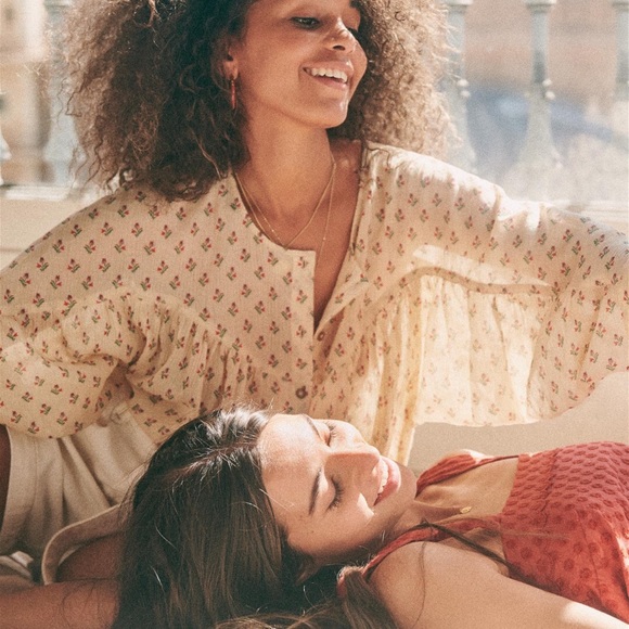 *Sold* Sezane Cristina Blouse - Picture 4 of 6